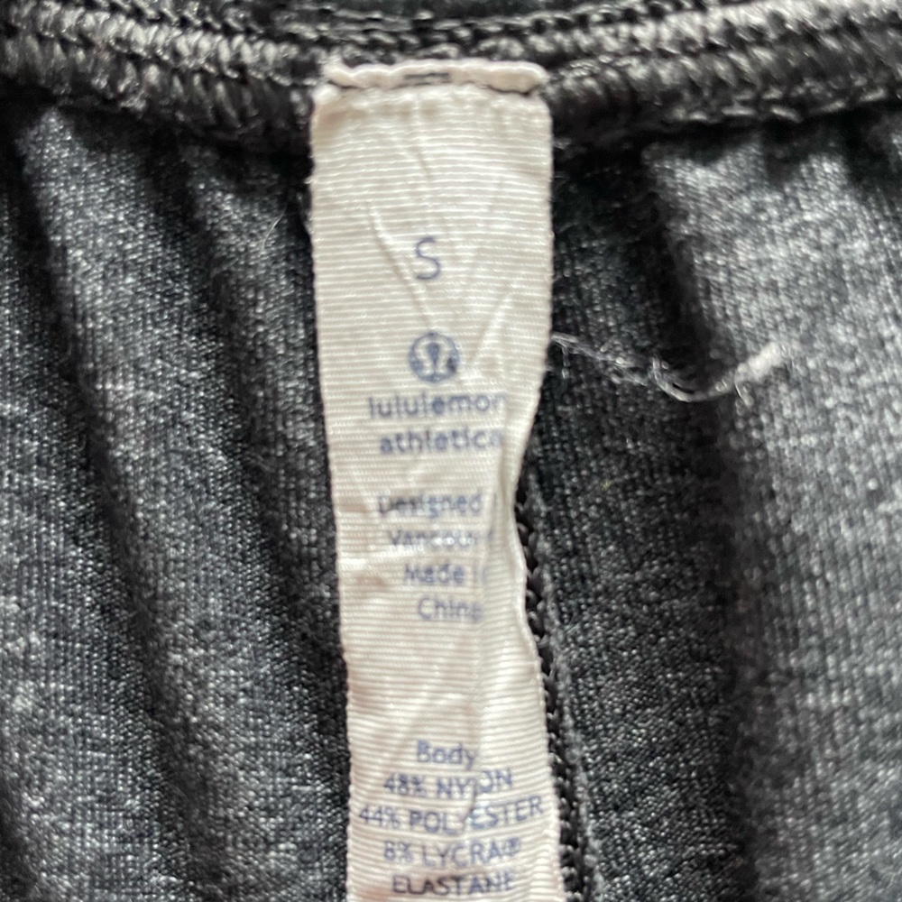 Men’s Lululemon Shorts - Picture 2 of 3